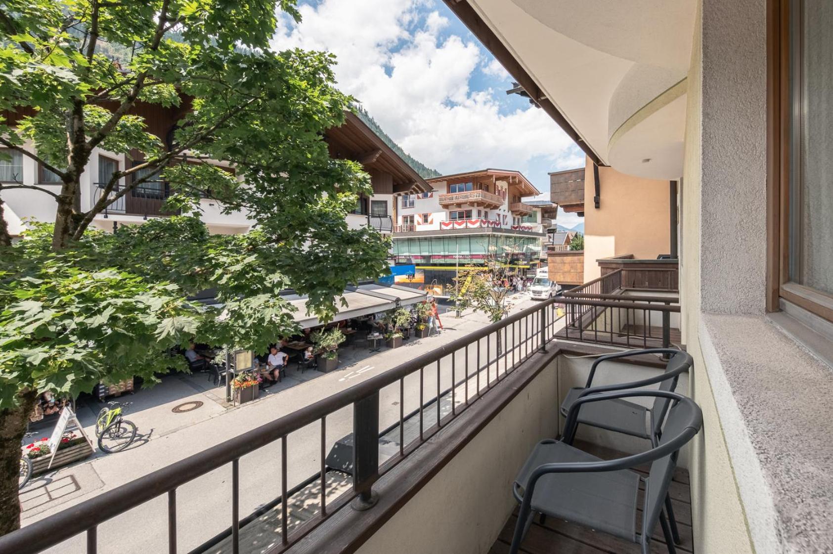 Apartments Alpina Mayrhofen Exteriör bild