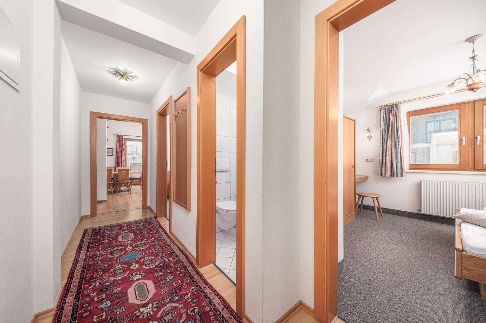 Apartments Alpina Mayrhofen Rum bild